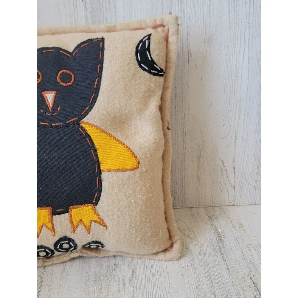 Halloween felt pillow owl shabby‎ chic Moon home decor hoot